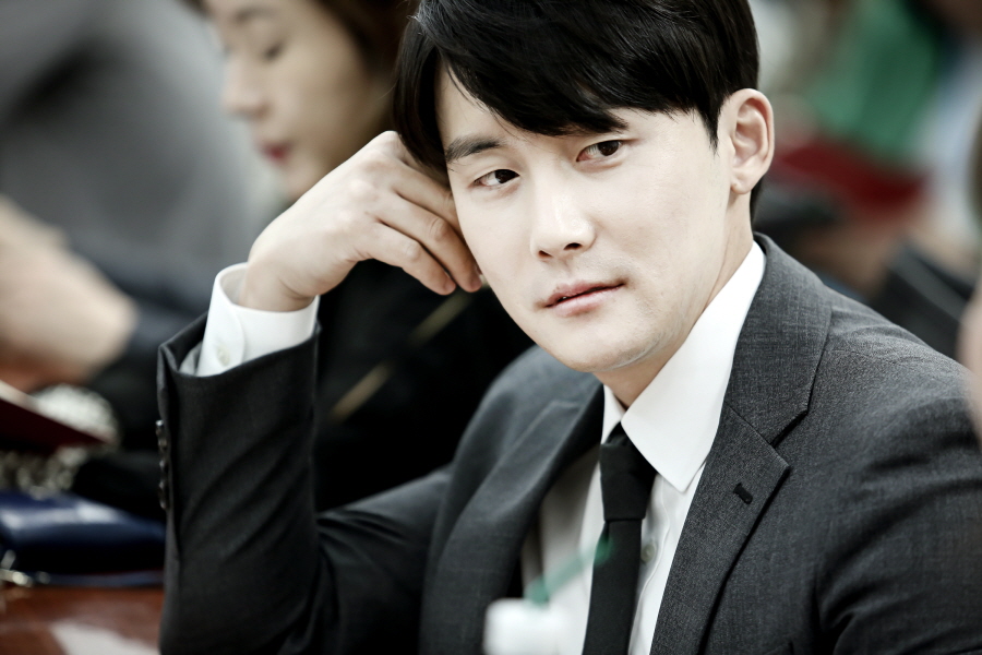 Kim Jung-Hyun (actor, born 1990). Kim Jung-young. Рекорд часов дорама.