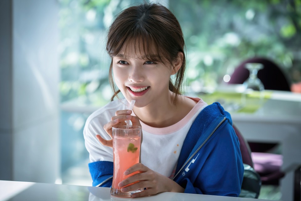 First Still Images Of Kim You Jung In Jtbc Drama Series Clean With