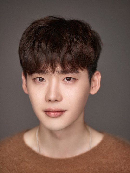 Lee Jong-Suk to begin military service March 8, 2019 | AsianWiki Blog