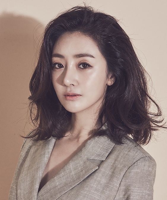 Oh Na-Ra cast in SBS drama "Racket Boys" - Flixverse.com